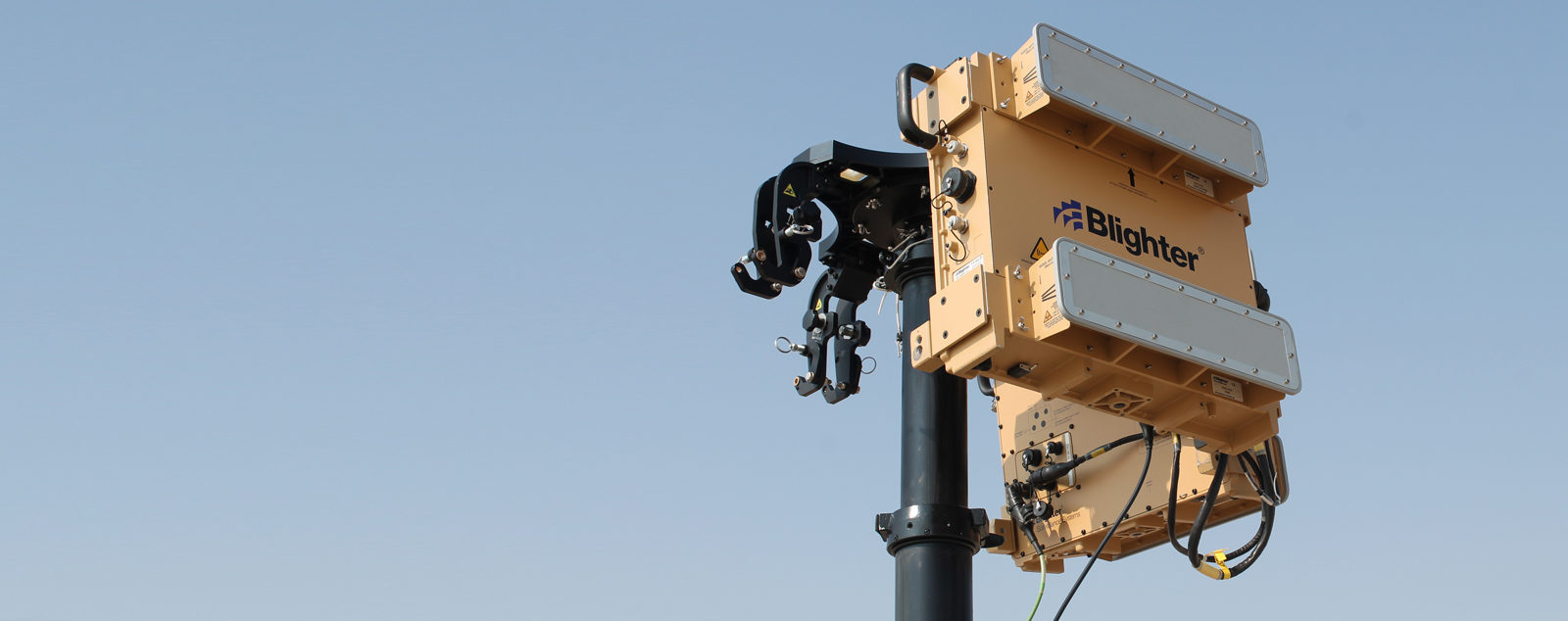 Blighter B400 Series Tactical Radars on Military Vehicle Mast - Hero Image